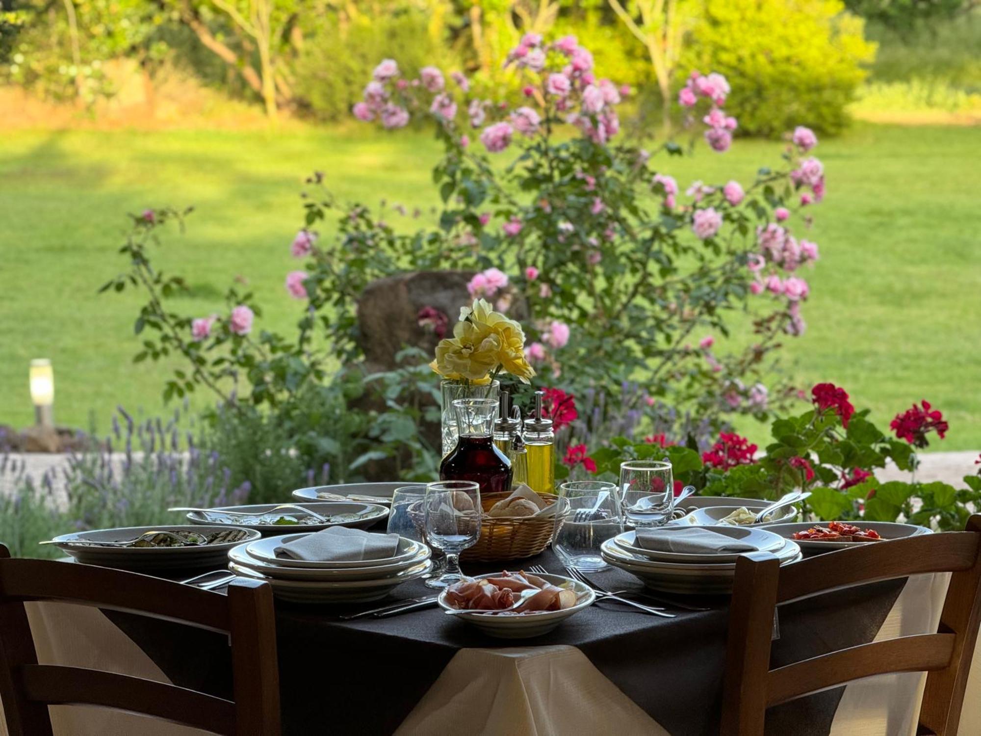 L'Orto Villa San Vero Milis ภายนอก รูปภาพ